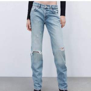 Säljer dessa blåa jeans från zara men köpt här på Plick. Säljer de då de inte passar mig