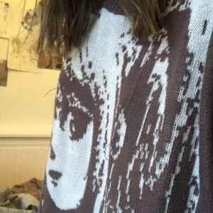 Misa Amane tröja - En jätte fin tröja med Misa Amane på i bra kvalite!