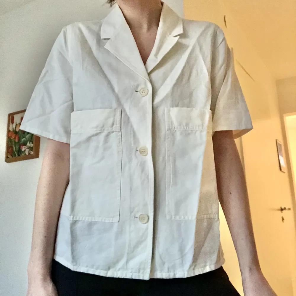 Sommarskjorta från Arket. Knappt använd 🌹. Skjortor.