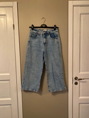 house jeans - begagnade blå house jeans vid intresse kan fler bilder skickas 