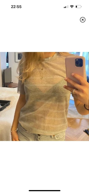 Mesh topp - Randig Glittertröja från pieces strl m (jag har normalt xs/s). Använd men ändå i fint skick 🤍