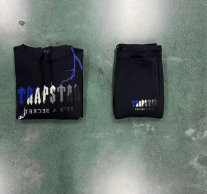 Trapstar tracksuit - Small-2xl Alla tillbehör medföljer