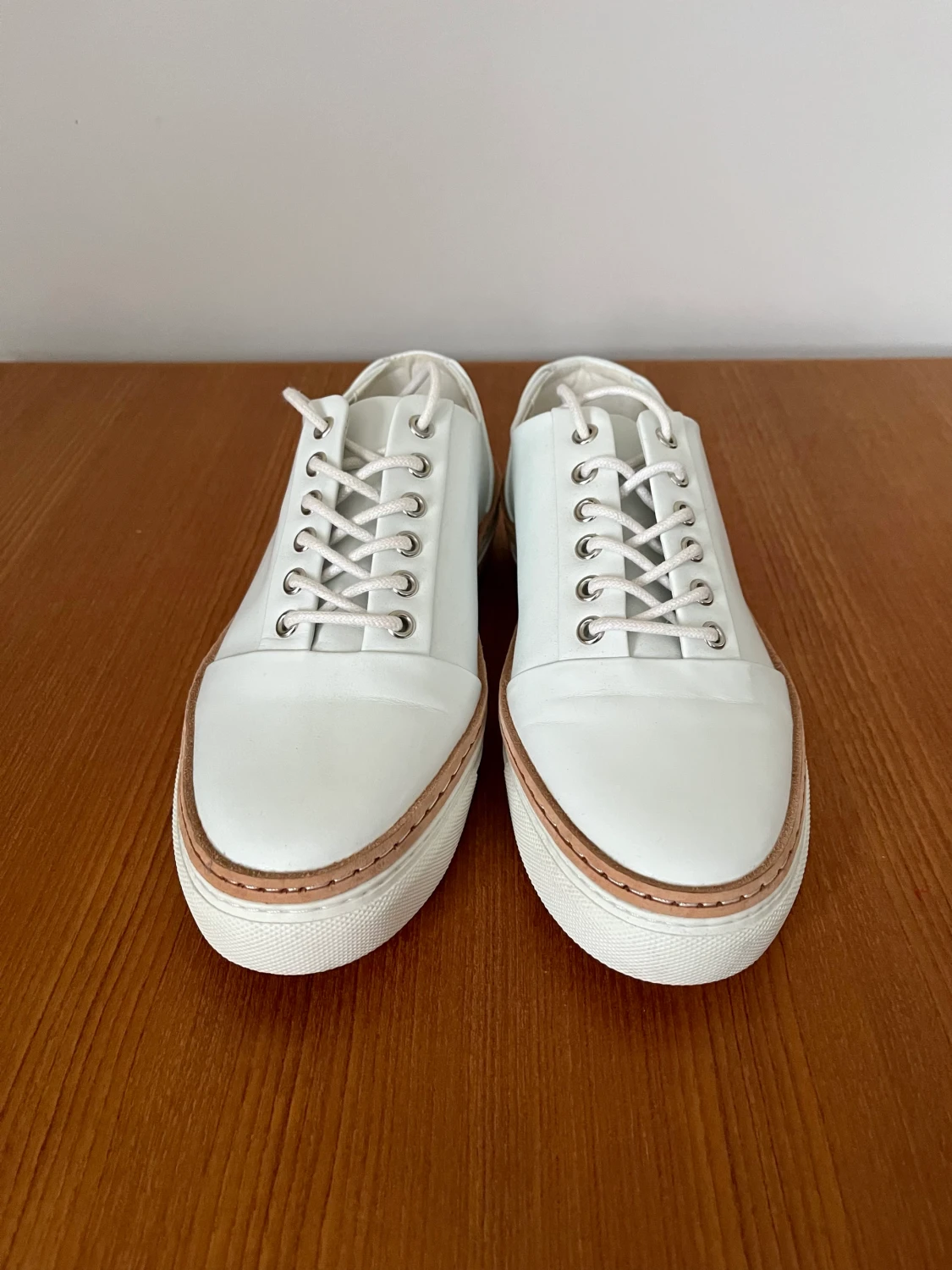 Whyred vit vårsneaker - 90