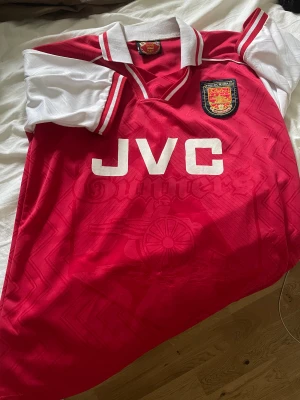 Arsenal tröja - Arsenal retro tröja replika. Använd sparsamt Passar dig över 180cm 