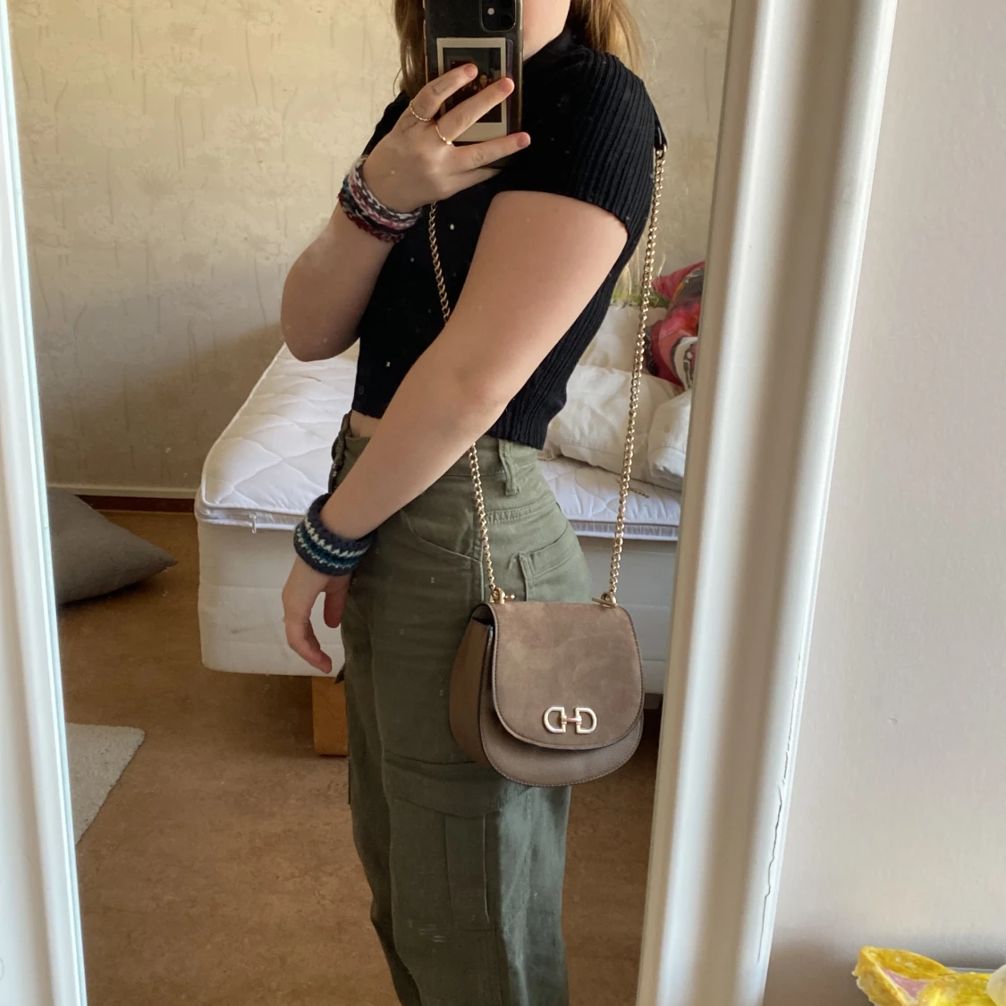 Fin handväska, bra kvalitet och fin på sommaren eller till fester✨ - 91