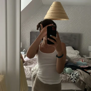 Bikbok linne - Linne från bikbok , jätte fint och älskar med linnebyxor ❤️❤️