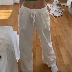 Linnebyxor  - Snygga vita linnebyxor 💗