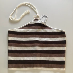 söt topp  - En super söt topp från h&m som inte kommit till användning 🤎