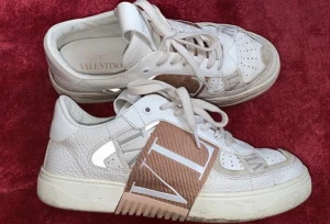 Valentino skor - Storlek 27