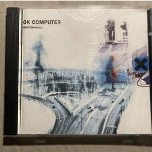 ok computer på cd! pris kan diskuteras 