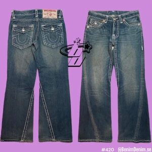 true religion  - true religion jeans i modellen joey😈ytterben 100cm😈 innerben 80cm😈 midja rakt över 43cm