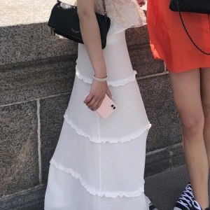 Långkjol - Säljer denna otroliga långkjolen!! Endast använd nån gång i somras☀️Kan skicka fler bilder vid intresse🫶🏽