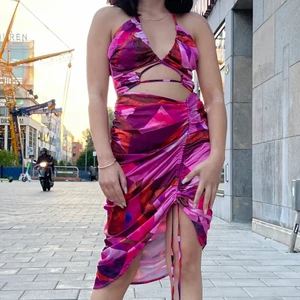 Sommar klänning - Fest & sommarklänning. Köptes på shein Storlek: XS