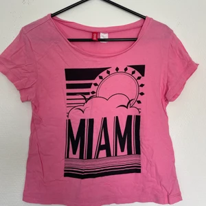 T-shirt med tryck - T-shirt med tryck