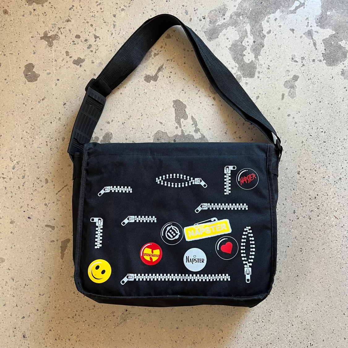 Napster messenger/vinyl väska - 90