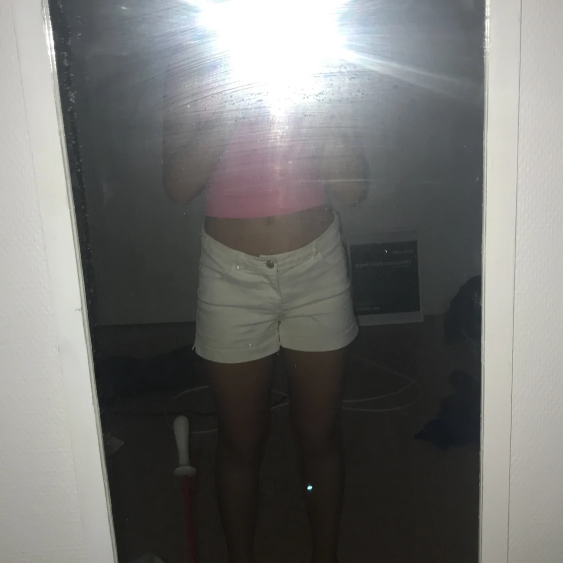 Vita lågmidjade shorts 