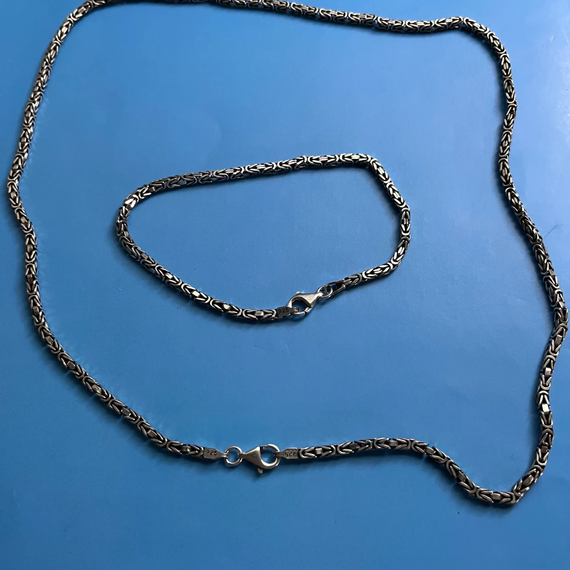 Silverkedja och armband 