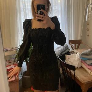 Zara klänning storlek S - Oanvänd