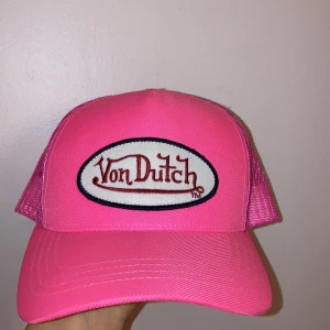 Von dutch keps - Nästan oanvänd! 