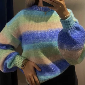 Stickad tröja  - Från Bikbok storlek S mycket bra skick