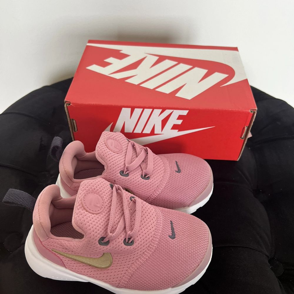 Rosa Nike skor barn - Nike | Plick Second Hand