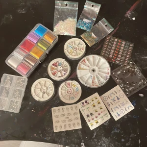 Nagel grejer - Alla för 100kr elr ca 10-20kr st