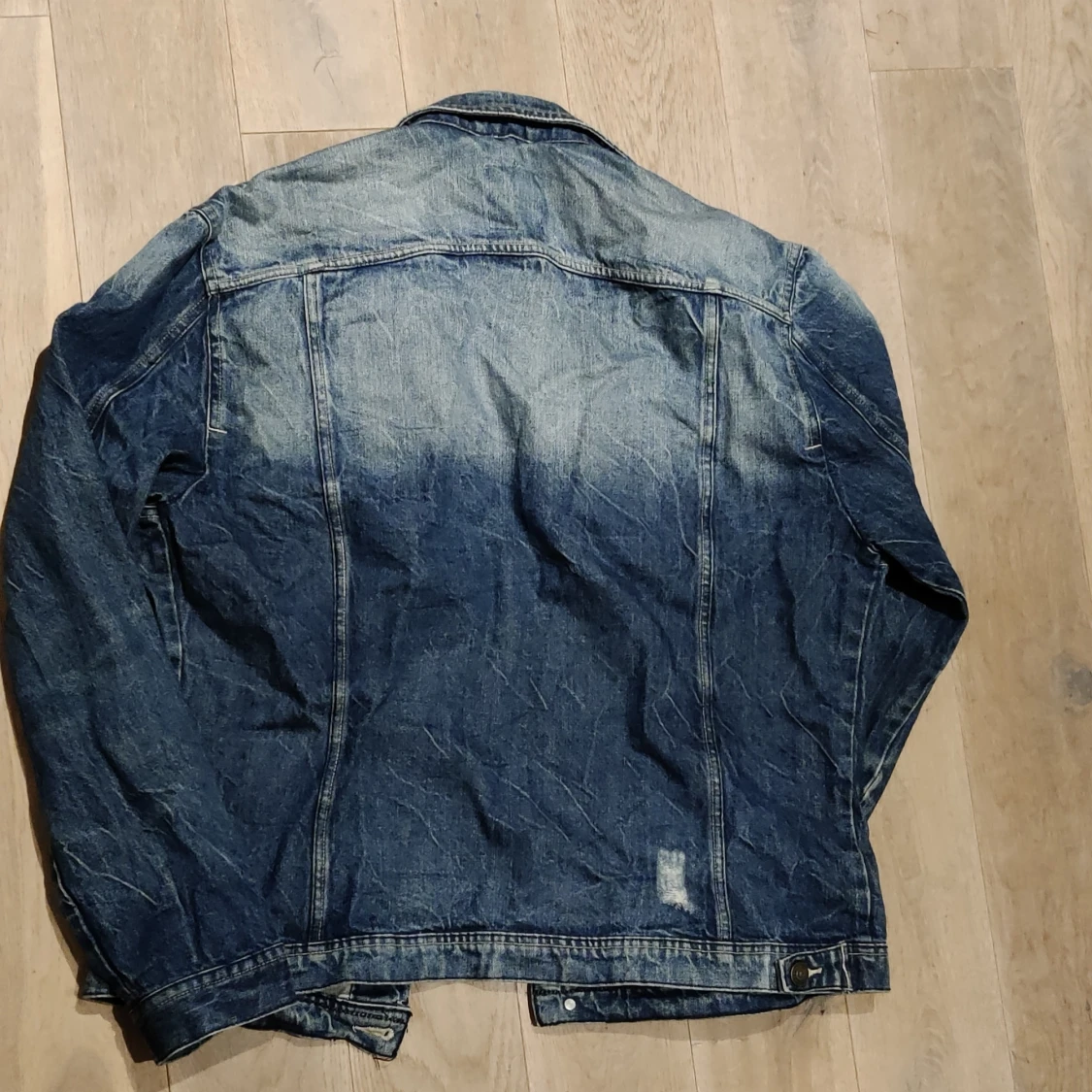 Jeans jacka i snygg tvätt - 90