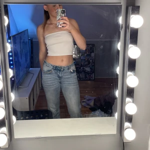 Low waist jeans  - Snygga low wasit jeans från HM som är slutsålda🤍