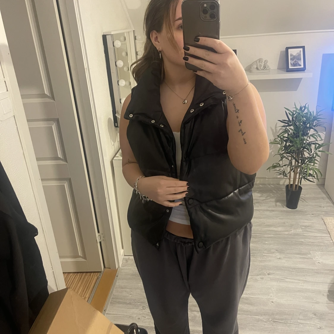 Väst från NA-KD  - 91