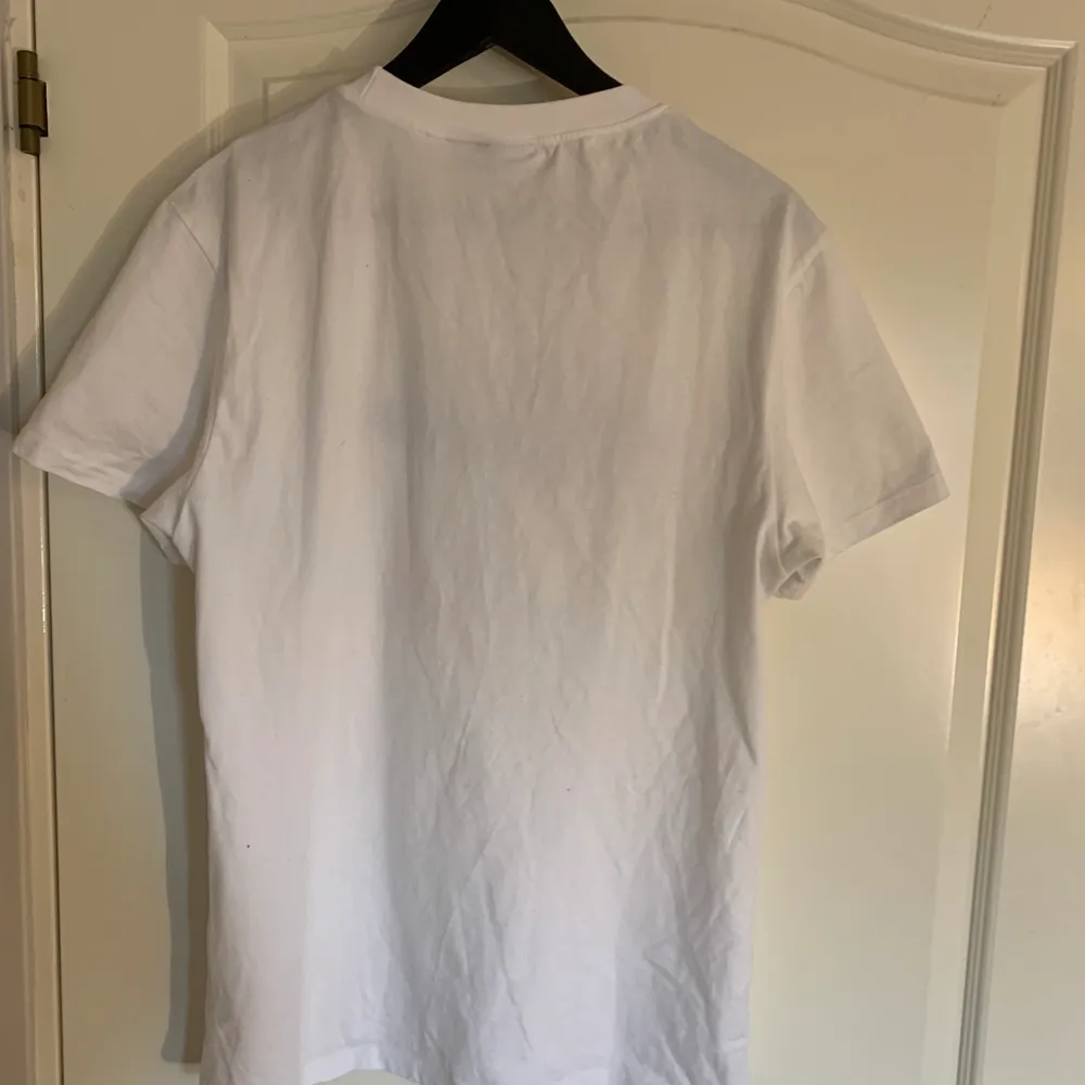 Snygg t-shirt från trapstar london. Cool logga. Endast använd några gånger. Storlek medium. Inga flaws. Sitter normalt . T-shirts.