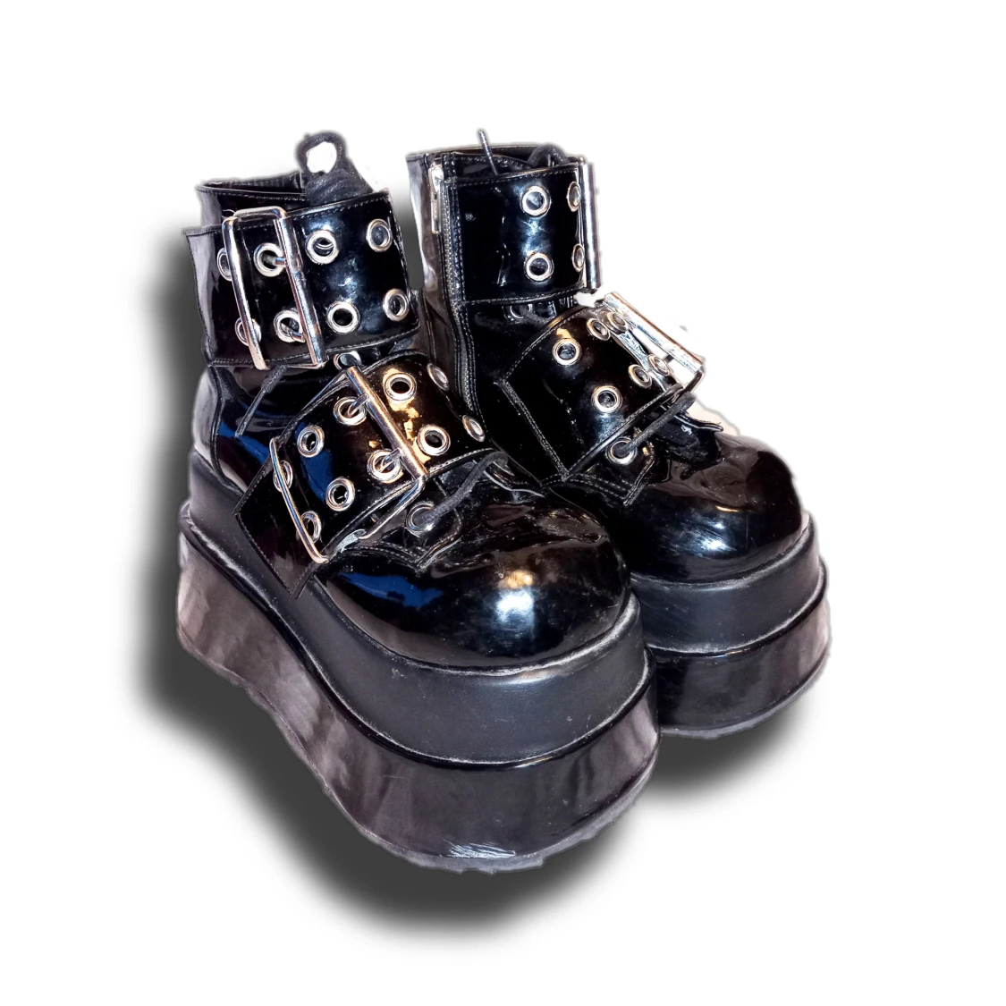 Demonia skor: Bear-104