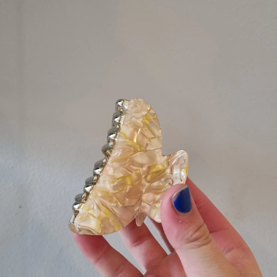 En hårklämma❤️