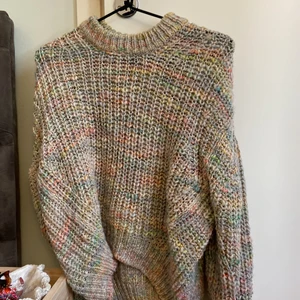 Acne studios tröja - Säljer min fina acne tröja i storlek XXS som är lite croppad! 