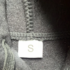 Dream merch - A dream hoodie, haven’t been in use so I decided to sell it :]