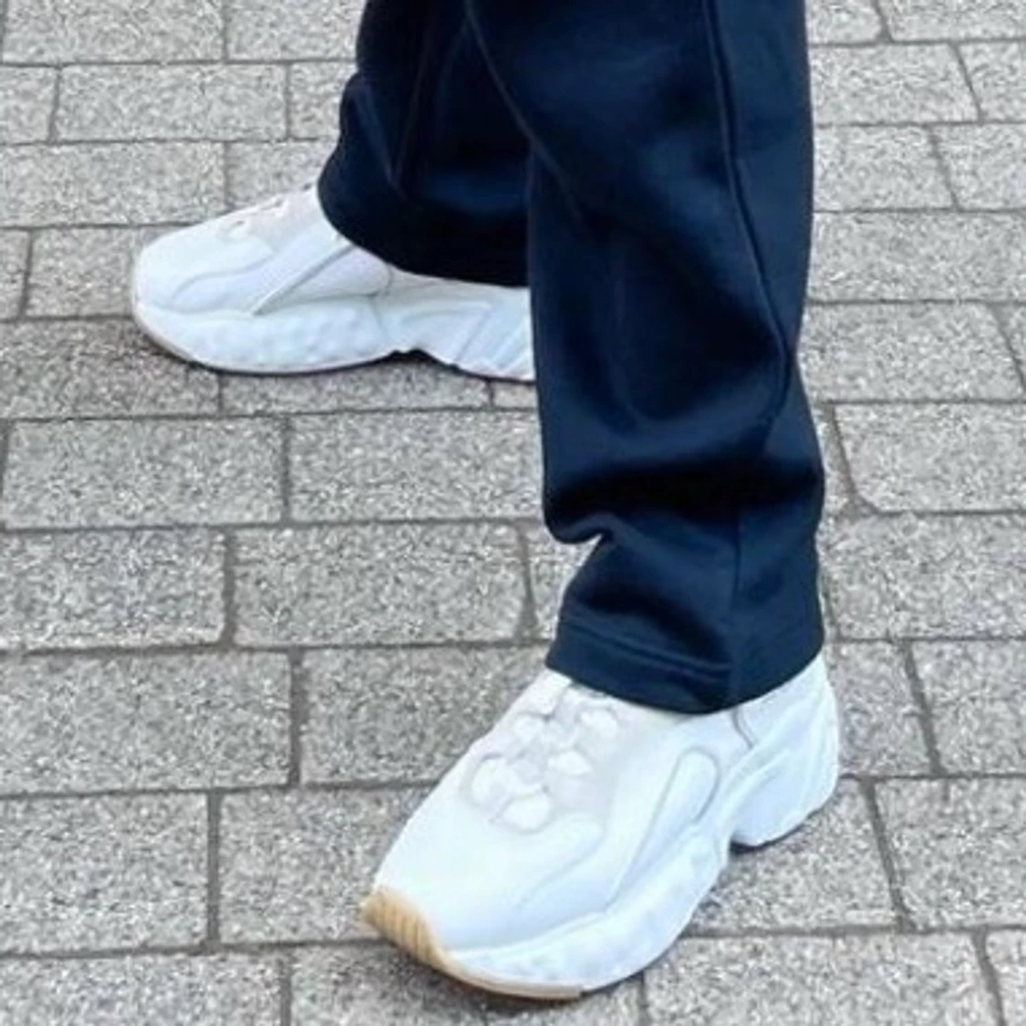 ACNE MANHATTAN SNEAKERS - 91