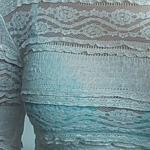 Långärmad spets tröja - Jättefin creme färgad spets tröja som passar året om, helt oanvänd🐑🤍