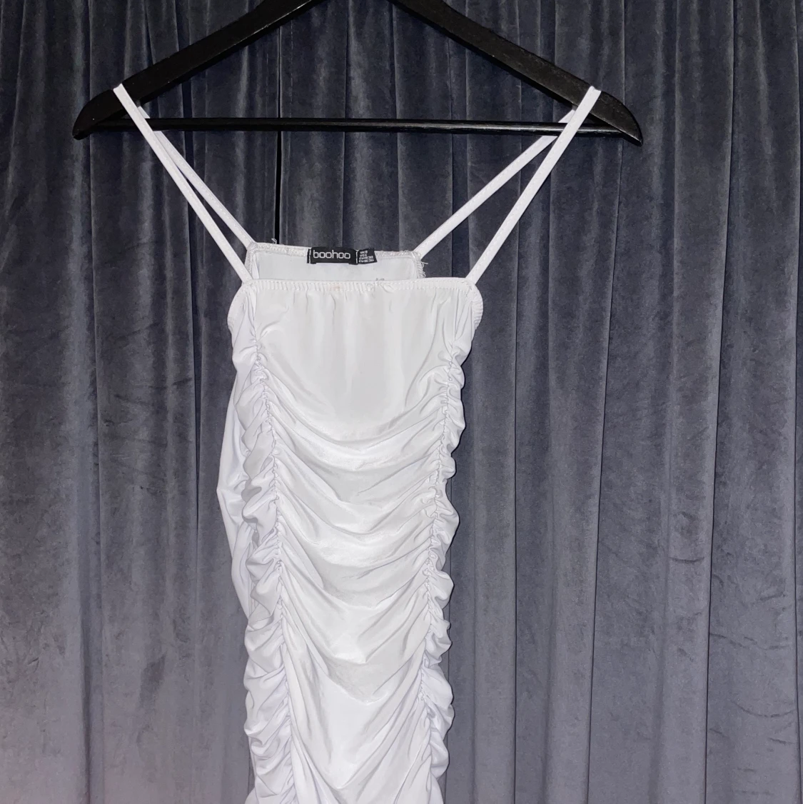 Vit sommar klänning från boohoo stl XS/S