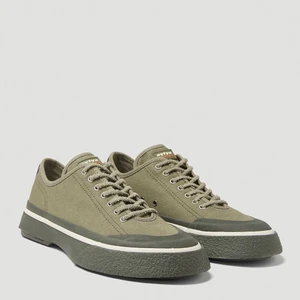 Eytys sneakers - Säljer dessa eytys sneakers pga för liten storlek! helt oanvända i storlek 38💕 modellen heter laguna rosemary NYPRIS: 1600kr💗💗