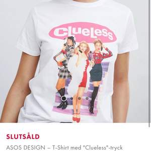 En ”Clueless” t-shirt från Asos som har använts max 2 gånger! Jättebra skick, nypris 229 kr ❣️