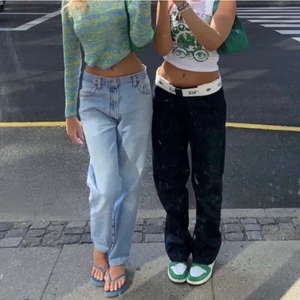 Dickies byxor - Säljer dessa populära dickies 847 byxor. Köpta på Carlins i höstas och inte alls mycket använda då dem inte passar min storlek. Startpris 250kr men kan även byta med någon om den har ett par likadan i större storlek. 