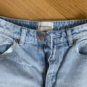 Jeans - Jättefina ljusblå jeans från abrand jeans!