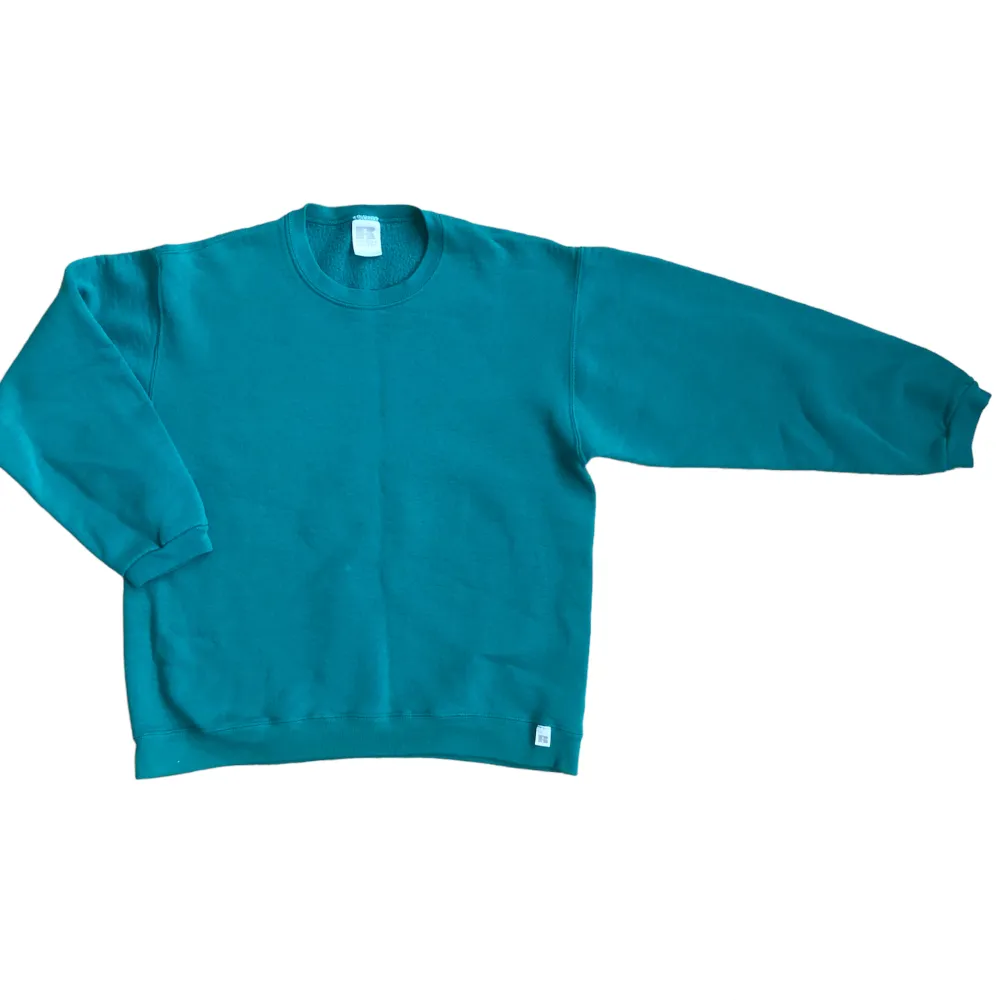 Grön/blå sweatshirt 💚 storlek M men skulle säga att den mer är som en S. Hoodies.