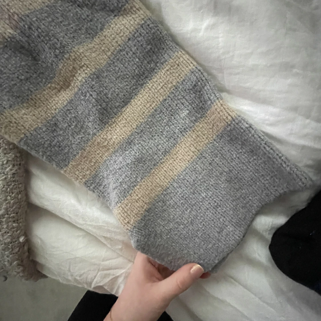 Stickad tröja  - 91