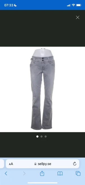 Ltb jeans - Super snygga ltb jeans, som tyvär är förstora på mig. Tveka inte att höra av dig vid intresse eller frågor. Jag ansvarar inte för postens slarv och gör inga returer. Köparen betalar frakten som kostar 66! ❤️❣️