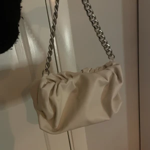 Väska - Väska från zalando, aldrig använd