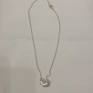 Thomas Sabo - Äkta Tomas Sabo hals band i silverfärg helt i nyskick 