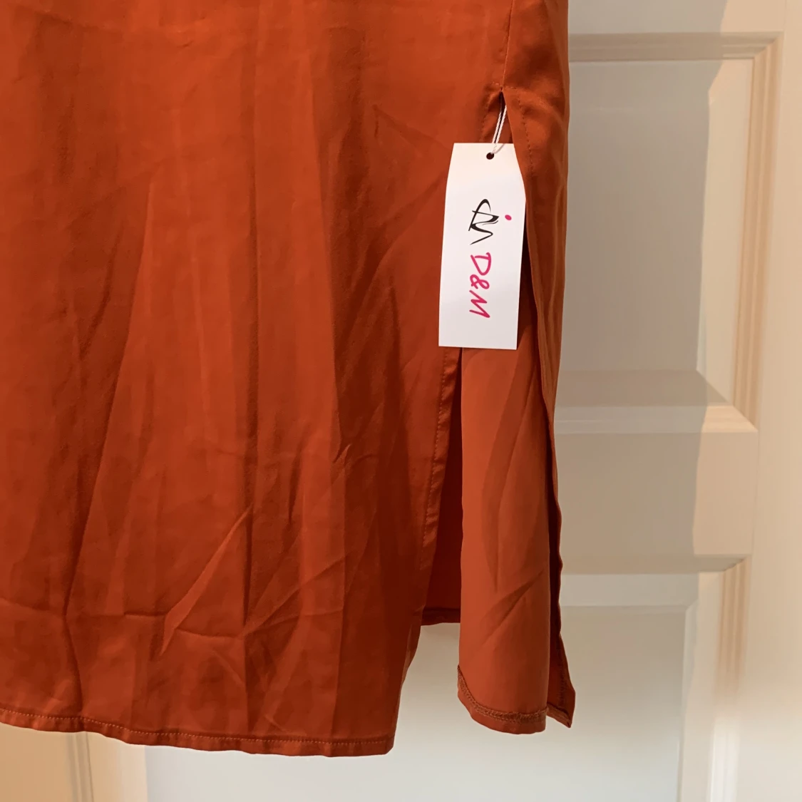 Satin klänning, storlek M - 90