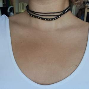 Nice chocker       