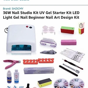 Nagel kit - Säljer detta kit för det inte kommer till användning. max använt 5 ggr finns vissa grejer som är oöppnade. Köpte i slutet av maj. Köpte fler geler och filar.