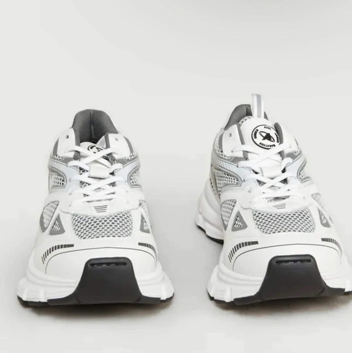 Fick skorna i julklapp men har inte använt dom nån gång, helt nya och inte använda nån gång - 91